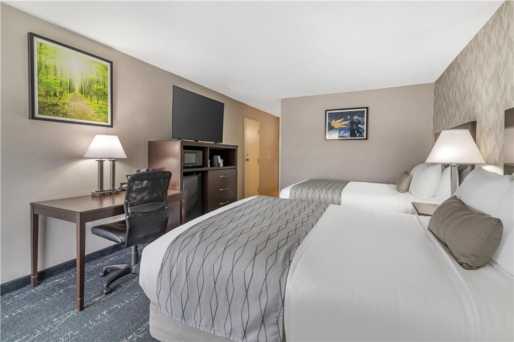 Best Western Plus Keene Hotel - photo 49