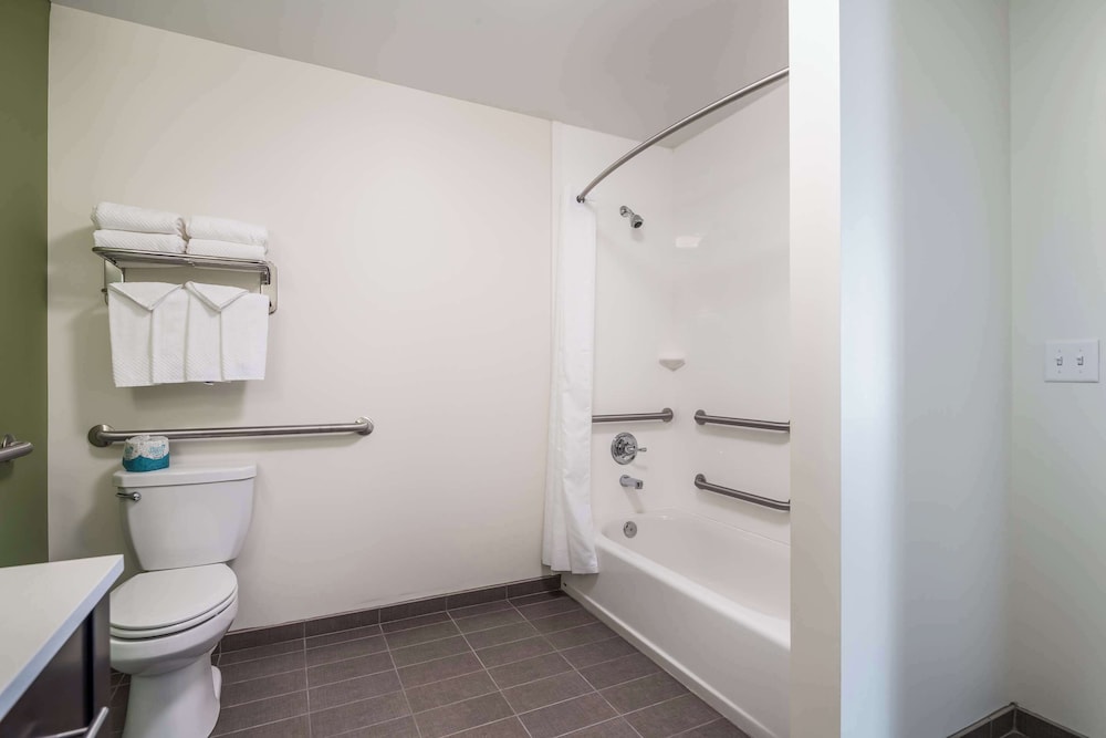 Sleep Inn & Suites Park City Wichita North - photo 40