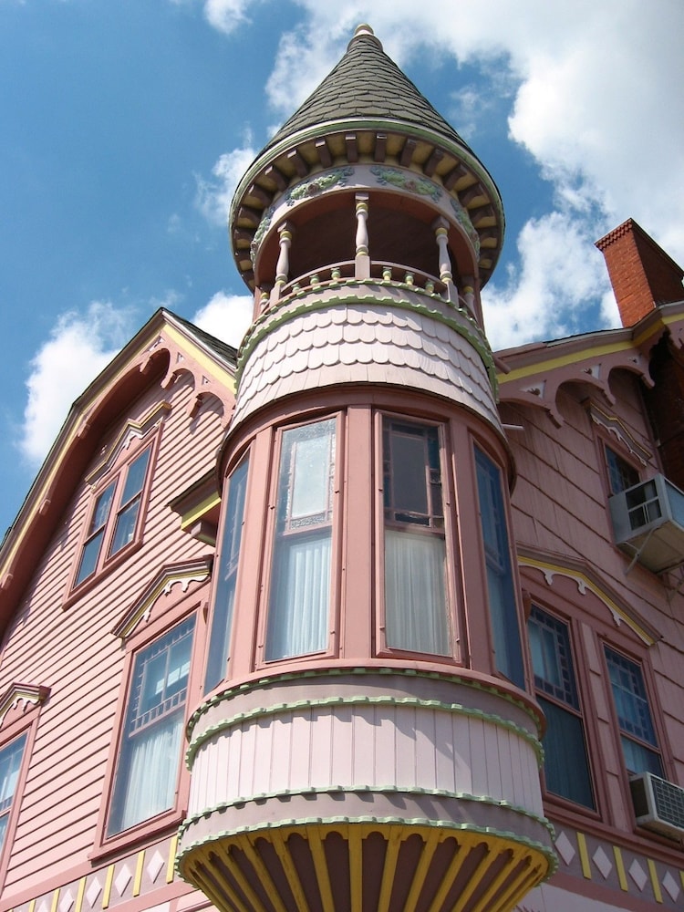 The Towers Bed & Breakfast - photo 39