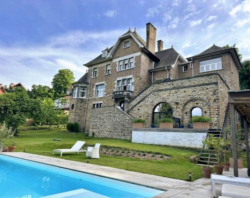 Le Castel Mosan — 4-Star Luxury Hotel in Namur, Belgium