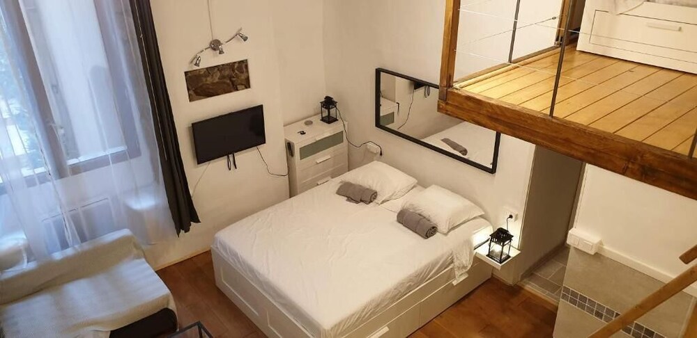 La Loge Du Vieux Lyon — 4-Star Luxury Hotel in Lyon, France