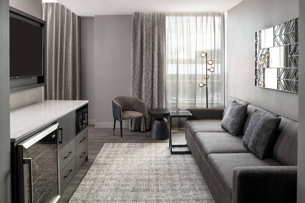 AC Hotel by Marriott Portsmouth - photo 17
