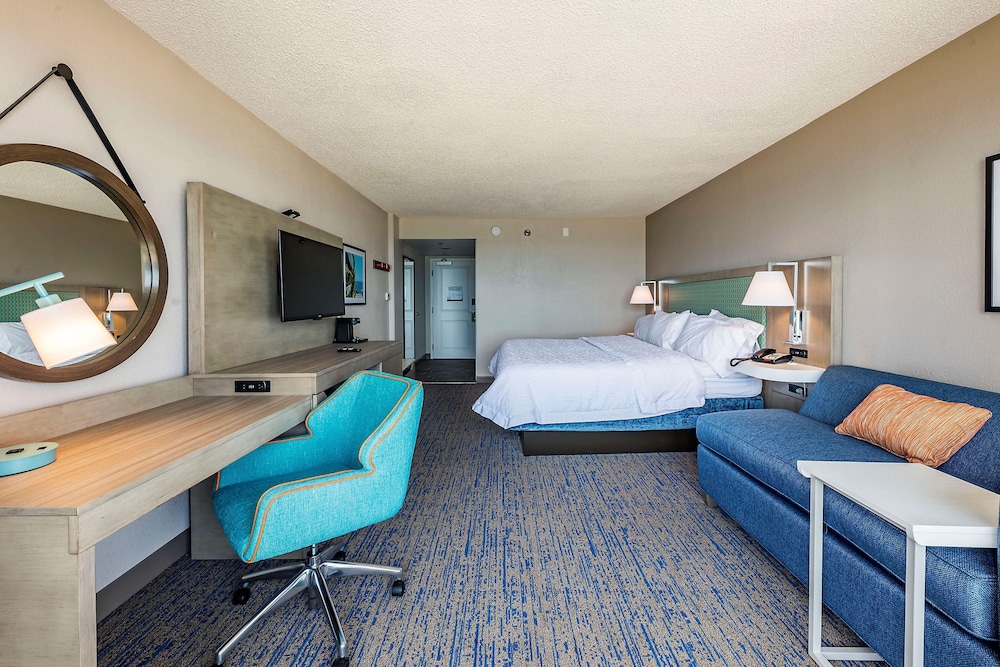 Hampton Inn Virginia Beach Oceanfront North - photo 9