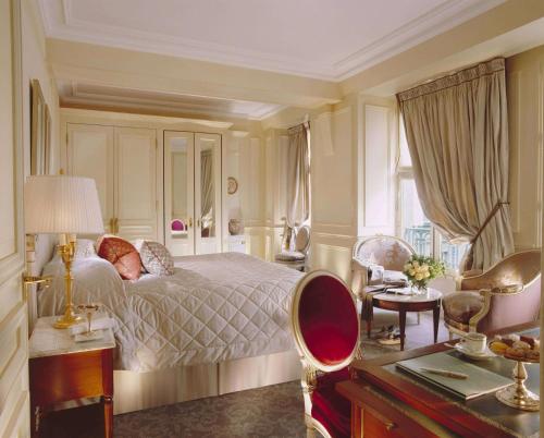 Элеон — 5-Star Luxury Hotel in Karagandy, Kazakhstan
