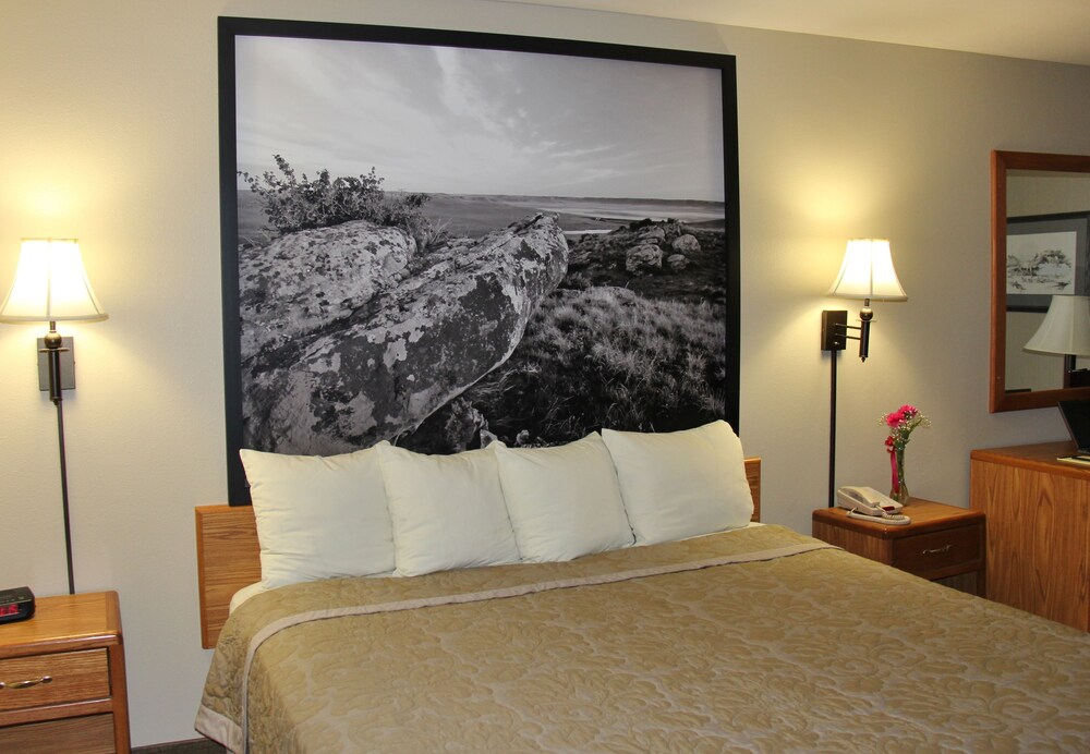 Homestead Inn and Suites - photo 22