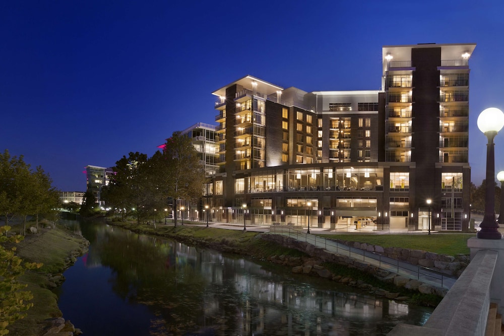 Embassy Suites by Hilton Greenville Downtown Riverplace - photo 46