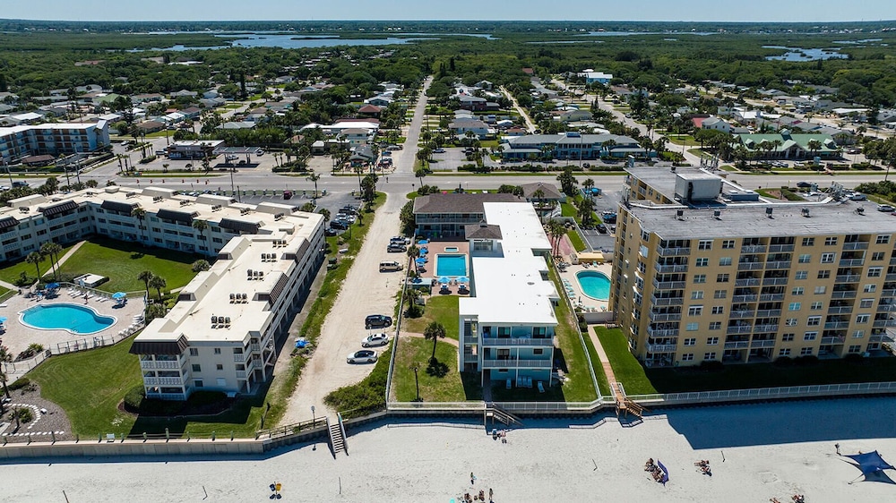 Coastal Waters Inn - photo 182