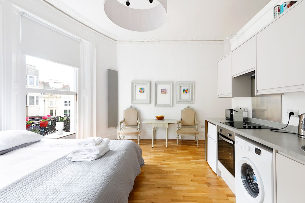 Brunswick Road Studios Hove — 4-Star Luxury Hotel in Hove, United Kingdom