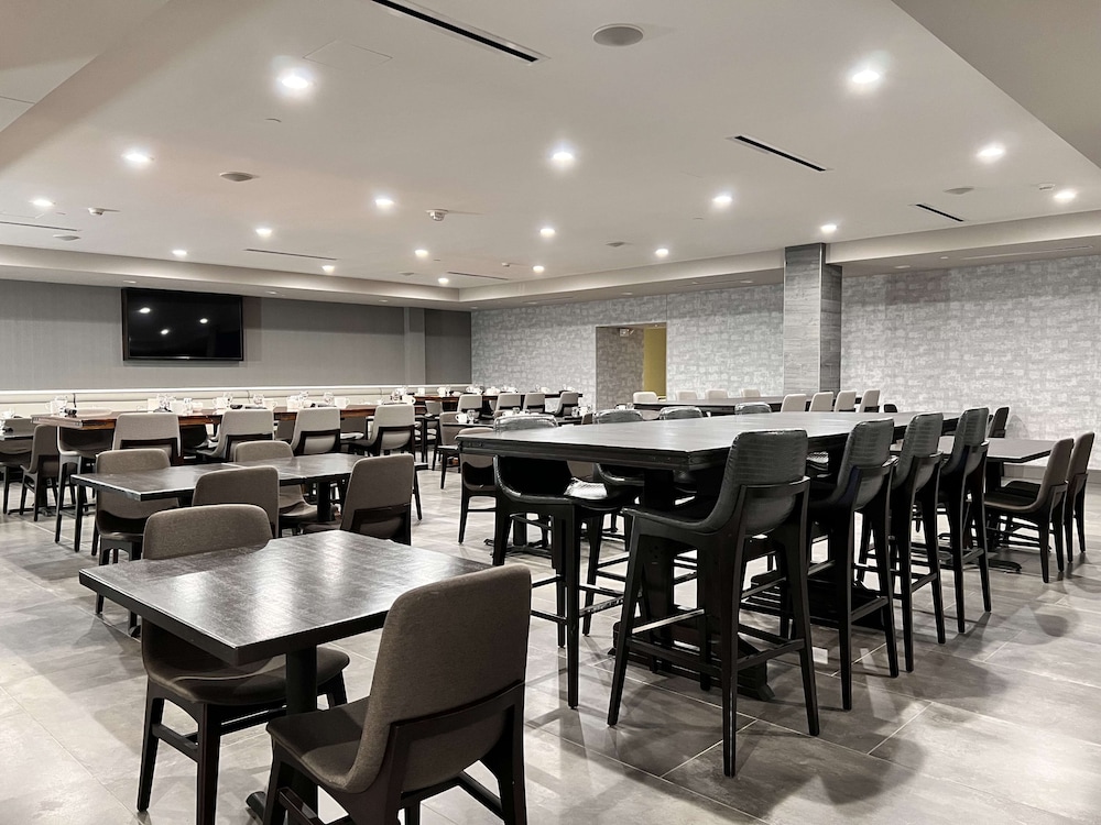 Doubletree by Hilton Bloomington Minneapolis South - photo 38