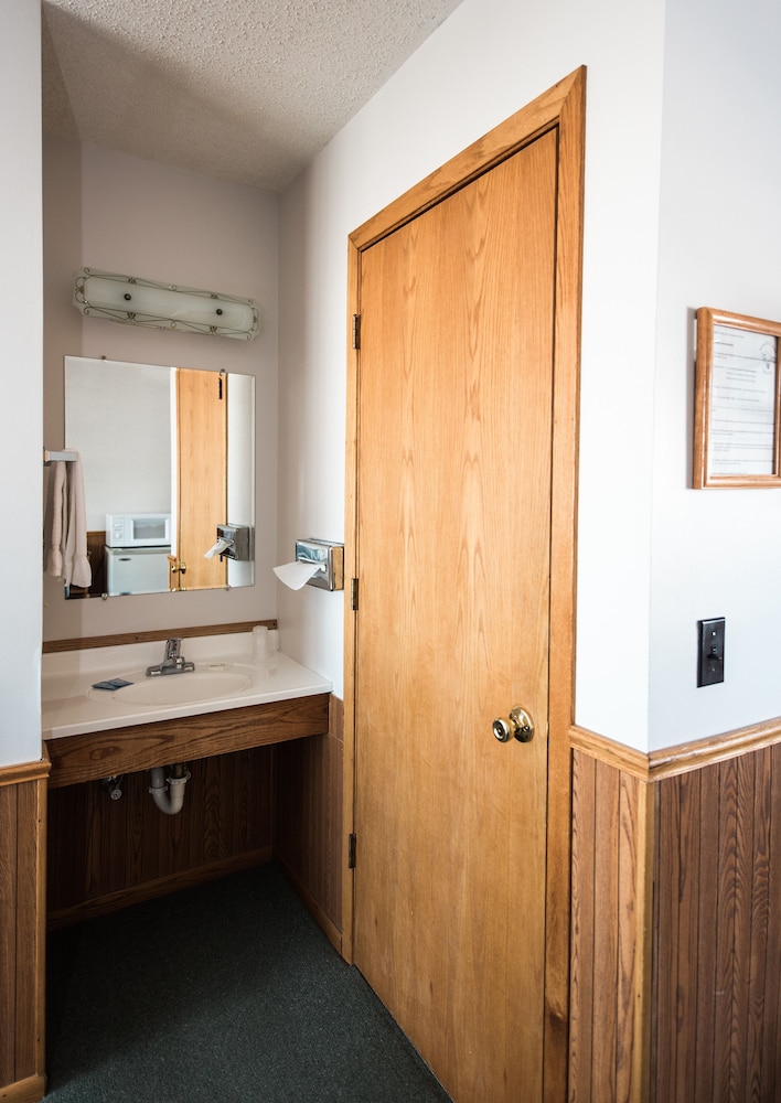 Seagull Bay Motel - photo 20