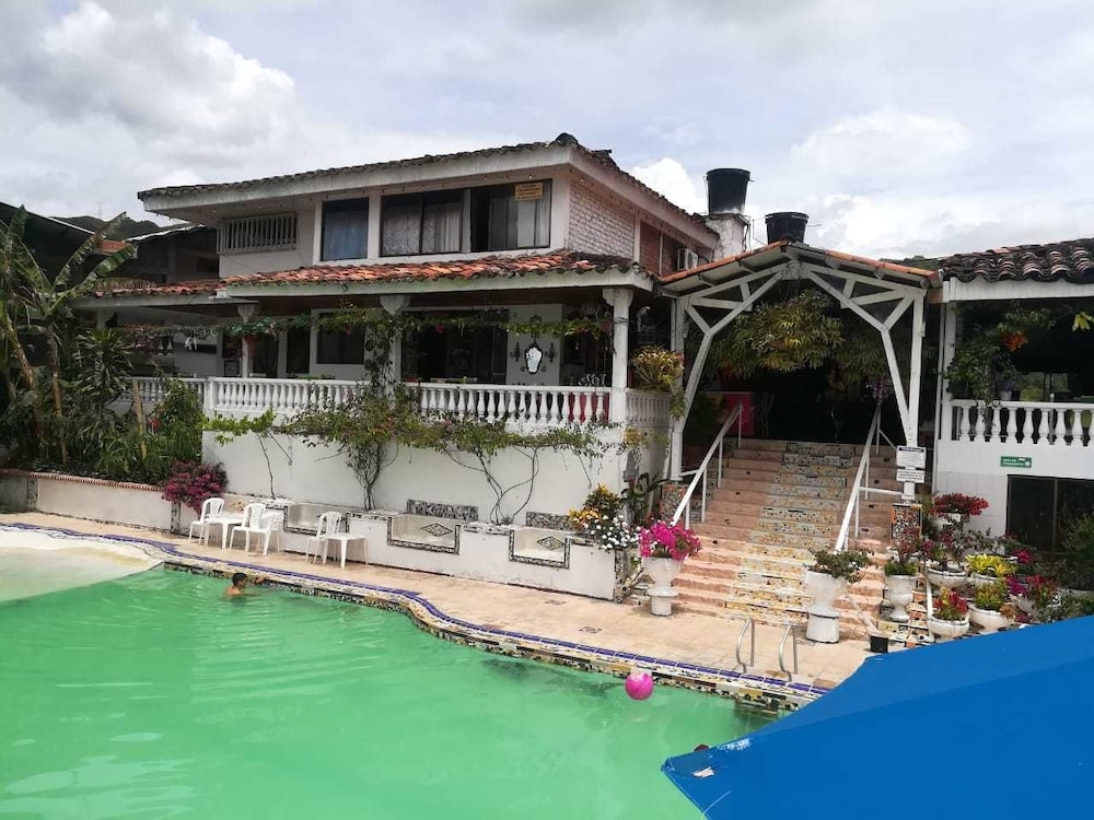 Hotel Hacienda Casa Blanca — hotel in La Union