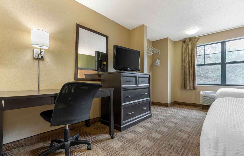 Extended Stay America Select Suites Austin Northwest Lakeline Mall - photo 23