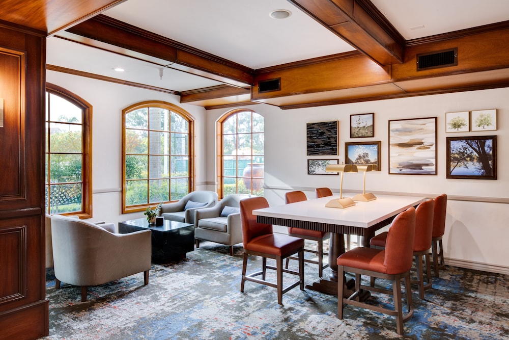 Ayres Suites Mission Viejo Lake Forest - photo 3