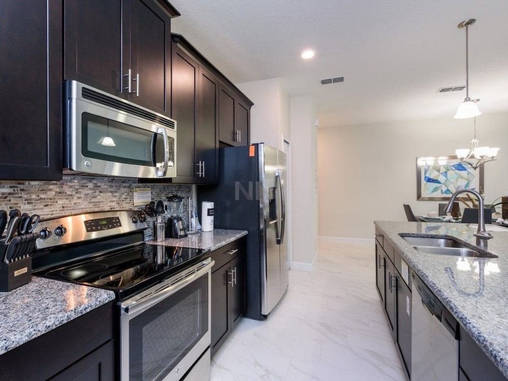 Fv88041 Storey Lake Resort 4 Bed 3 Baths Townhome - photo 17