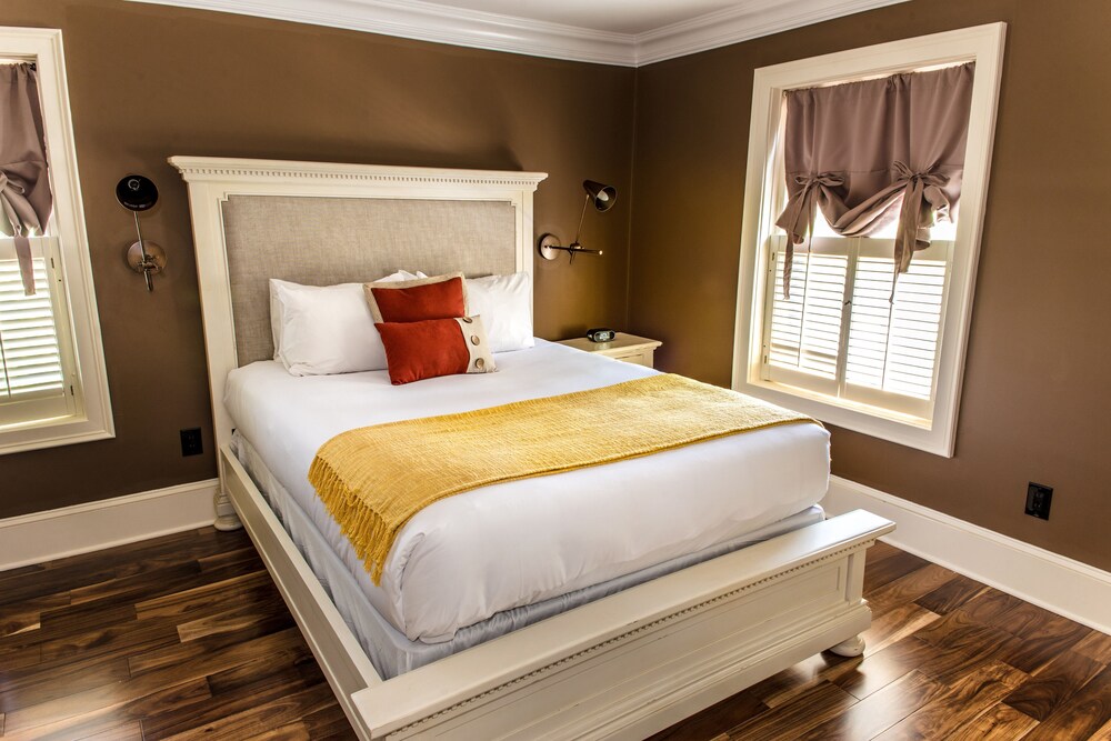 Logan Inn - photo 11