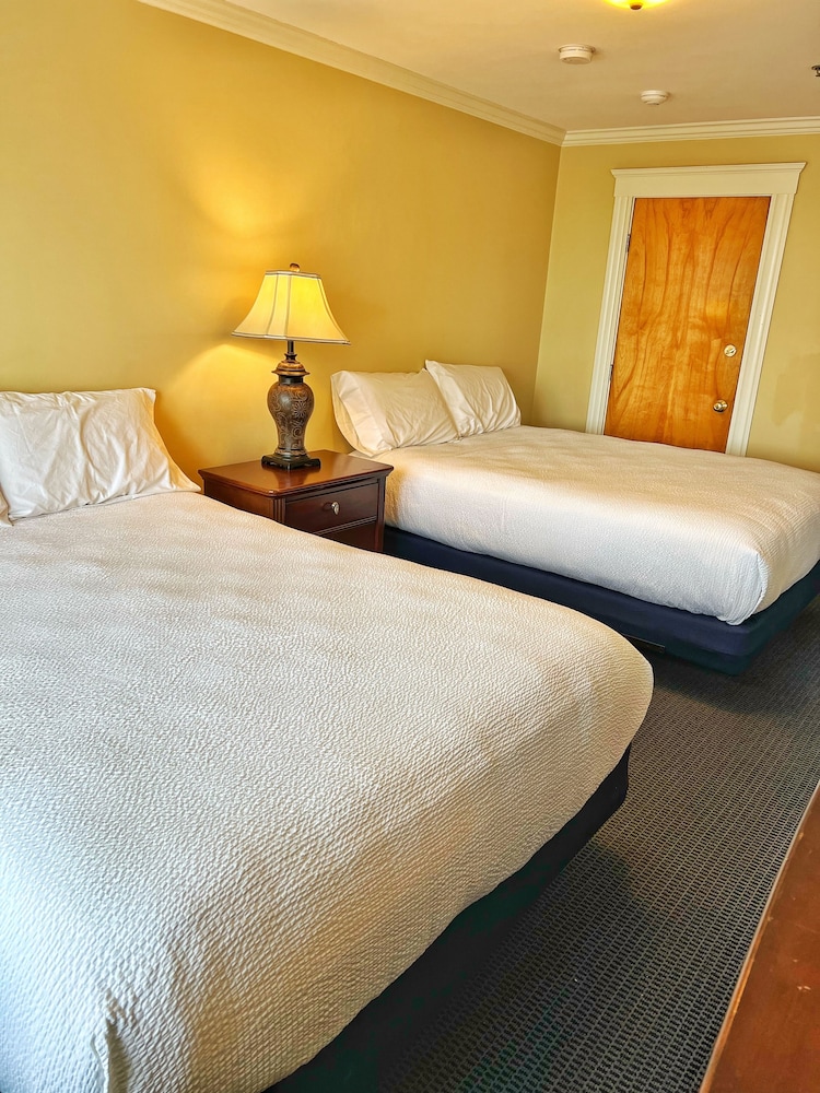 The Winthrop Arms Hotel And Restaurant - photo 13