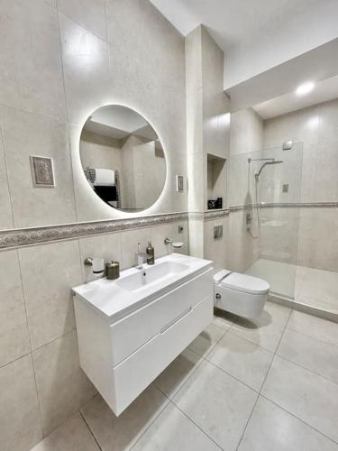 Axis Hippodrome Block II Apartment 170 m2