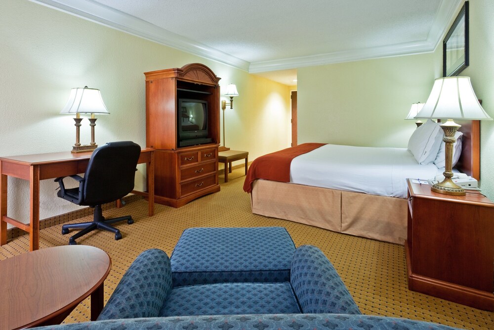 Holiday Inn Express Ringgold by IHG - photo 7