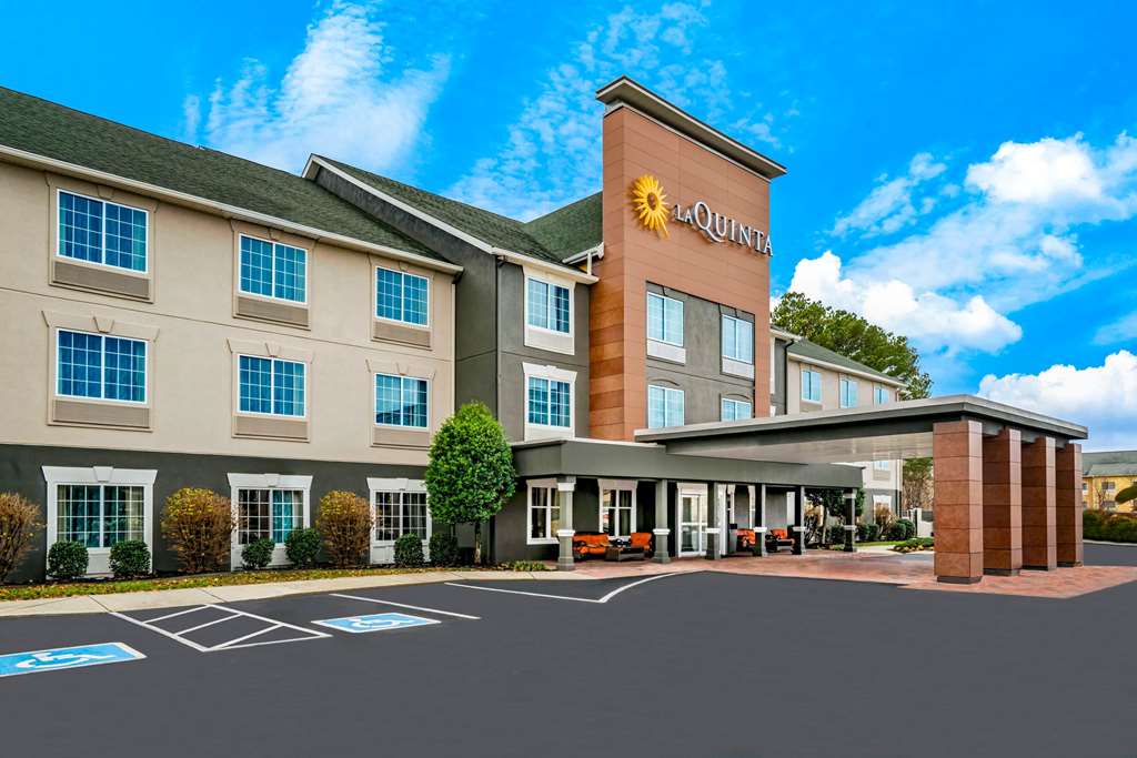 La Quinta Inn & Suites by Wyndham Cookeville - featured photo