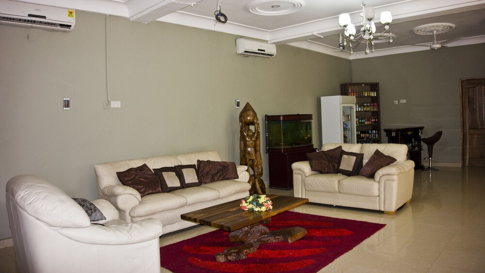 Telecentre Hotel — Konongo — photo 2