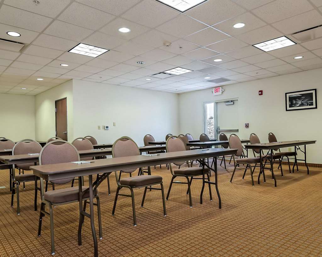 Sleep Inn & Suites Fort Scott - photo 26