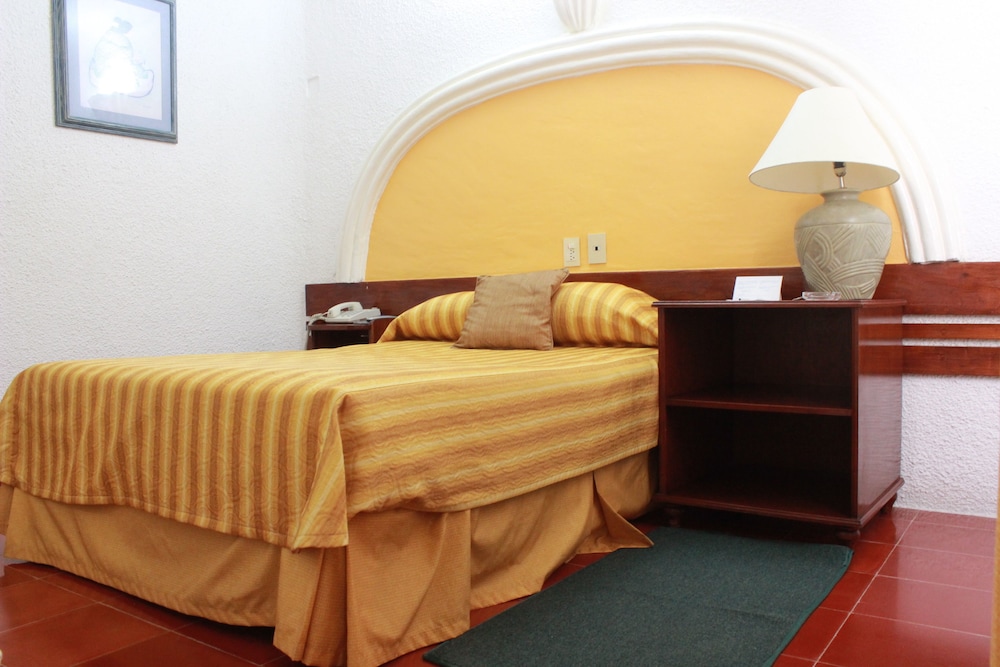 Hotel Antillano - last minute hotel in Cancun