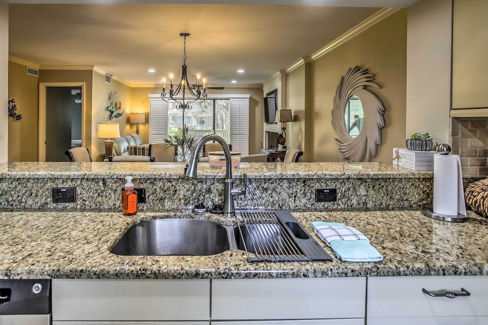 Myrtle Beach Vacation Rental w 2 Resort Pools - photo 10