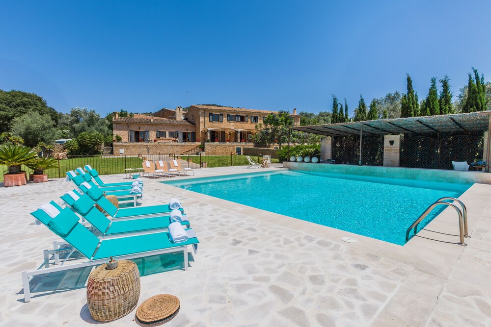 Residence by G Cas Comte — 4-Star Luxury Hotel in Arta, Spain