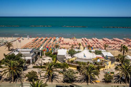 Besuite Apartments — 4-Star Luxury Hotel in San Benedetto Del Tronto, Italy