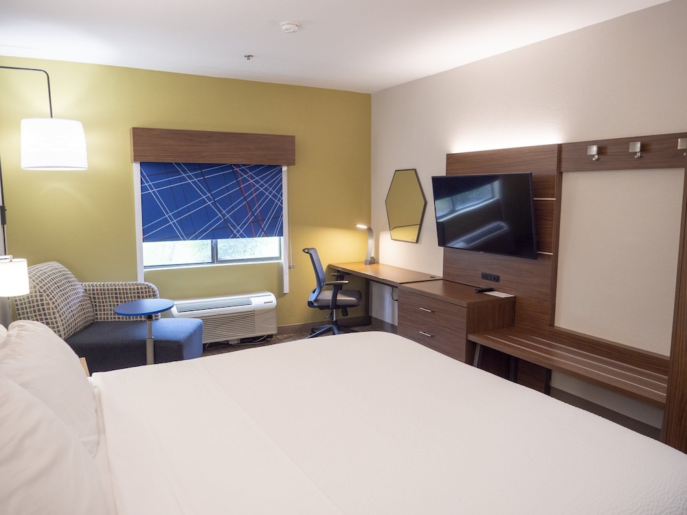 Holiday Inn Express & Suites Greenville Airport by IHG - photo 24