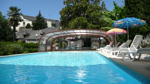 Hôtel du Lion d'Or — hotel in Entraygues-Sur-Truyere