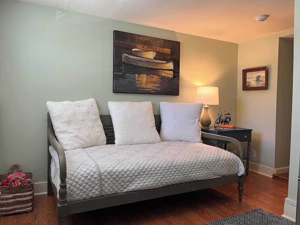Inn on Shore Road - photo 47