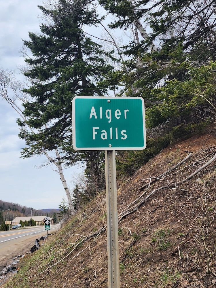 Explore Munising Alger Falls - photo 18