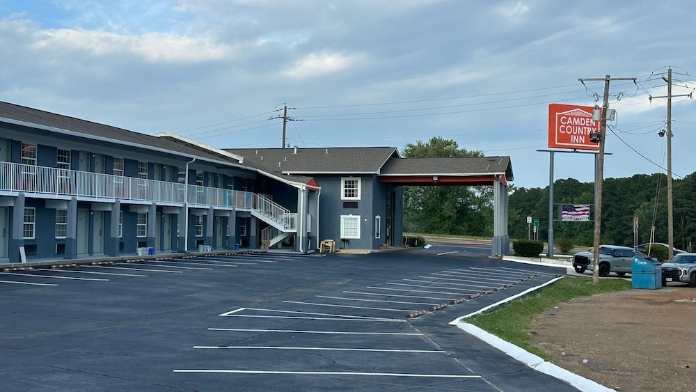 Americas Best Value Inn — hotel in Camden