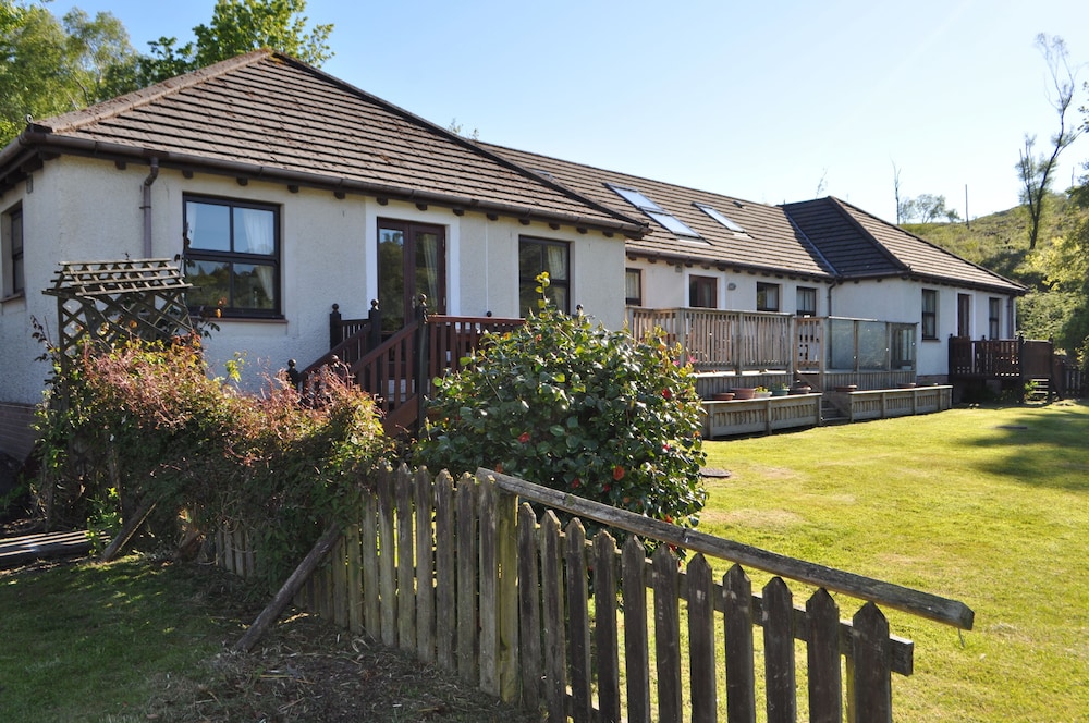 Brenfield Croft Cottages — hotel in Lochgilphead