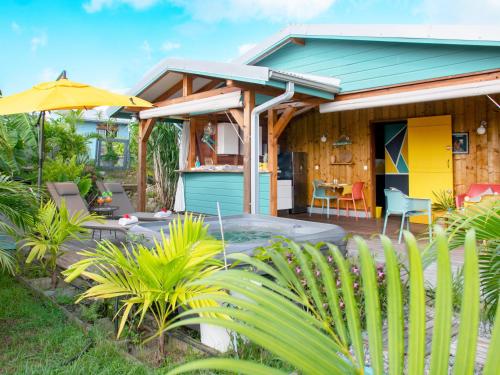 Bungalows Ti Lodge Martinique près de la plage avec jacuzzi privé — 4-Star Luxury Hotel in Sainte-Luce, Martinique