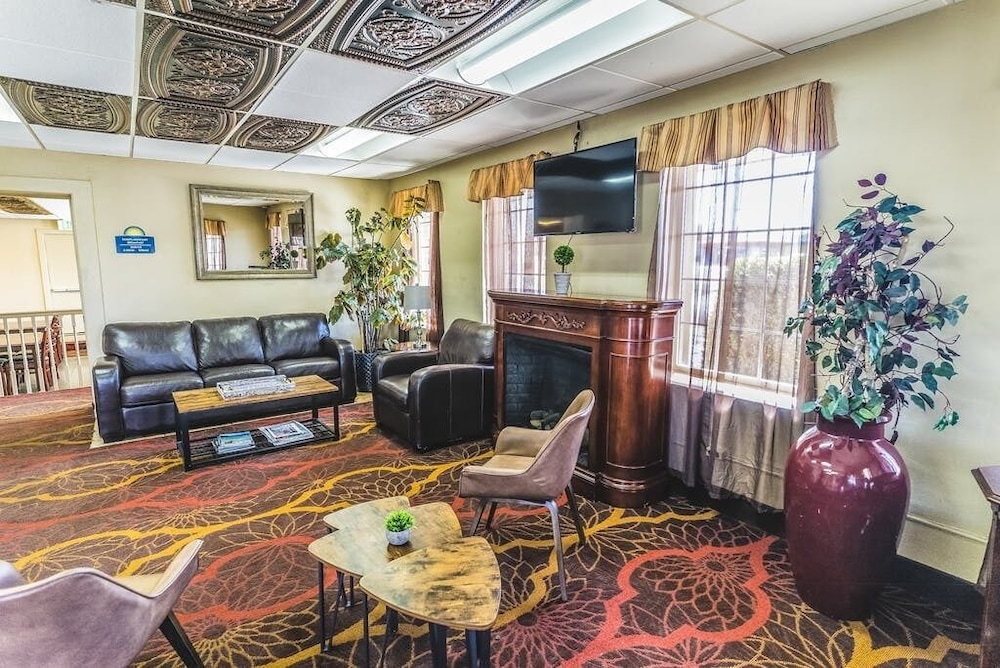 Days Inn by Wyndham Montrose - photo 27