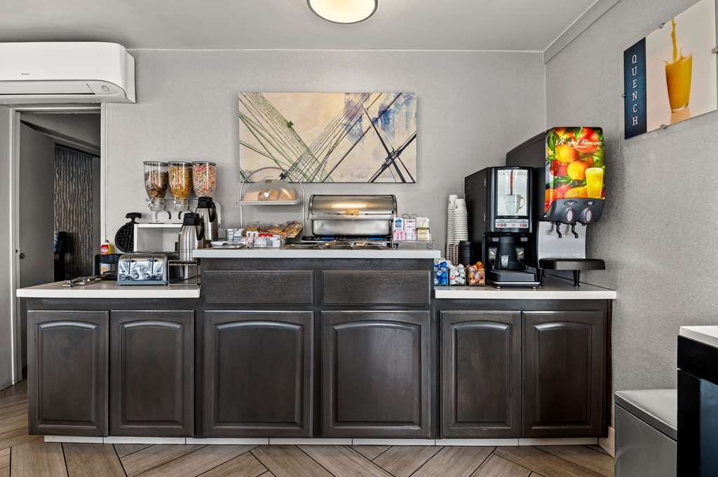 Best Western Los Alamitos Inn & Suites - photo 7