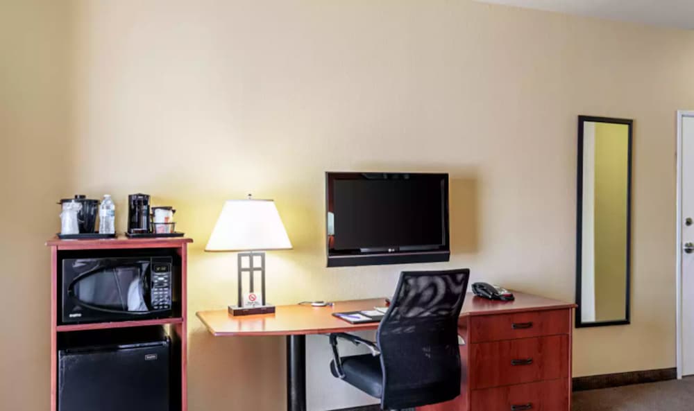 Sleep Inn & Suites Tyler South - photo 21