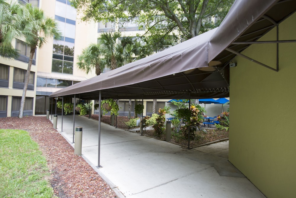 Holiday Inn Orlando International Airport by IHG - photo 58