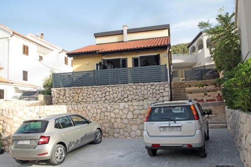 Seaside holiday house Vinjerac Zadar 21841 — 4-Star Luxury Hotel in Posedarje, Croatia