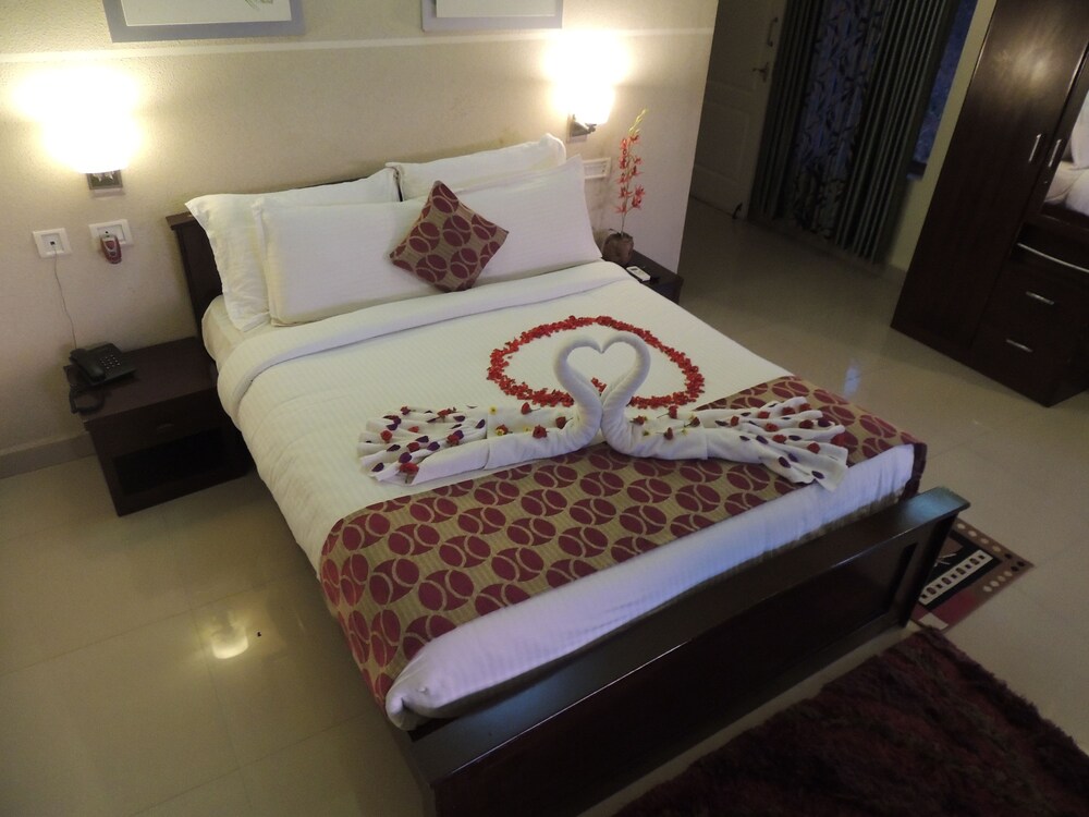 Summit Bird’s Valley Resort & Spa — Munnar — photo 4