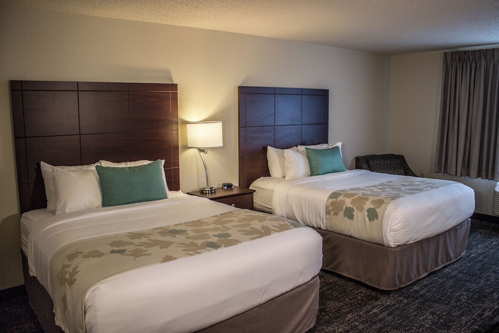 Cobblestone Suites Oshkosh - photo 16