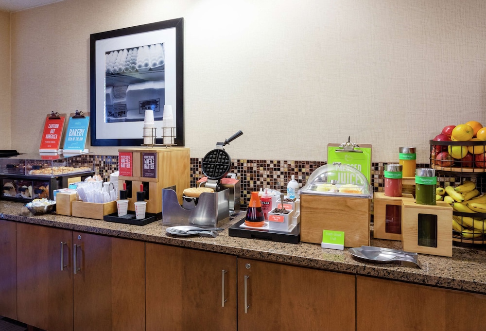 Hampton Inn by Hilton Minneapolis Eagan - photo 36