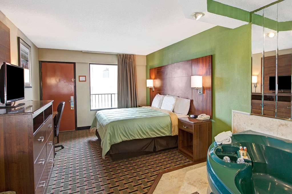 Days Inn by Wyndham Conover Hickory - photo 12