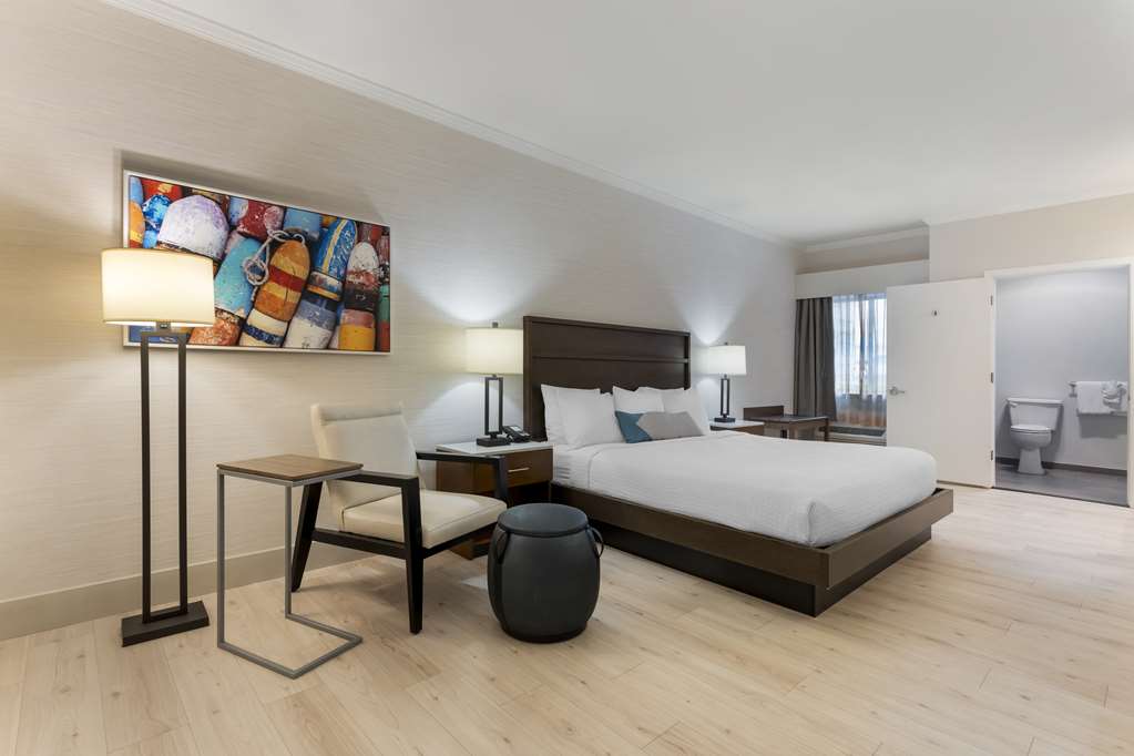 Best Western Plus All Suites Inn - photo 25