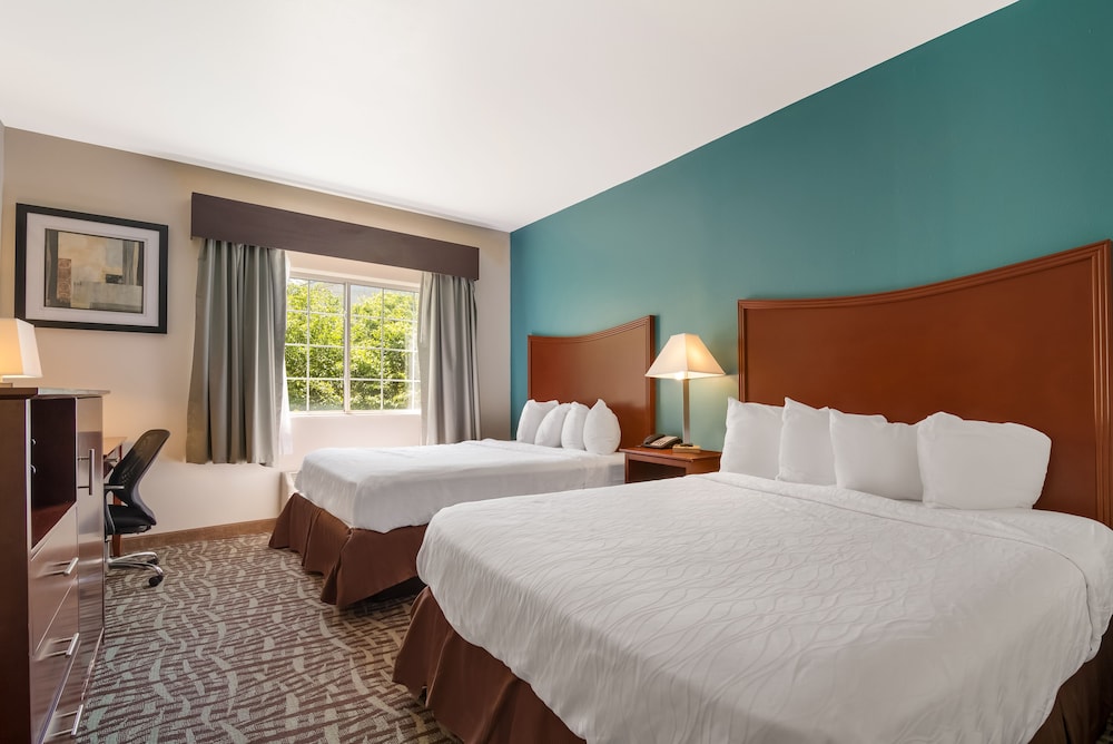 SureStay Plus Hotel by Best Western Topeka Northwest - photo 12