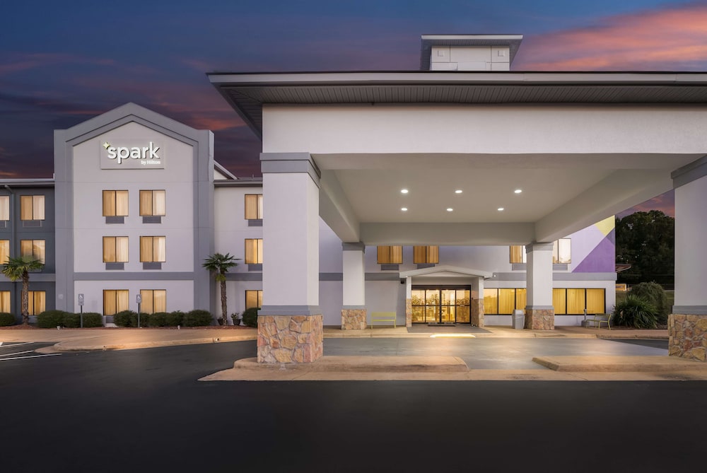 Spark by Hilton Tuscaloosa University - photo 43