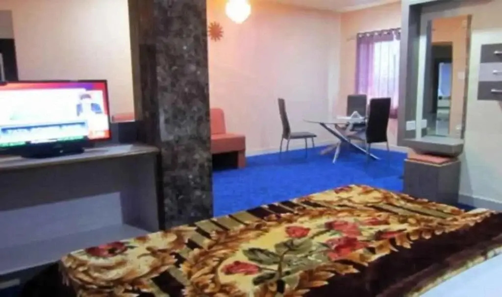 Hotel Rara Avis — hotel in Banswara