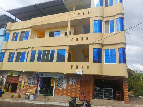 Lobito in Puerto Baquerizo Moreno, Ecuador